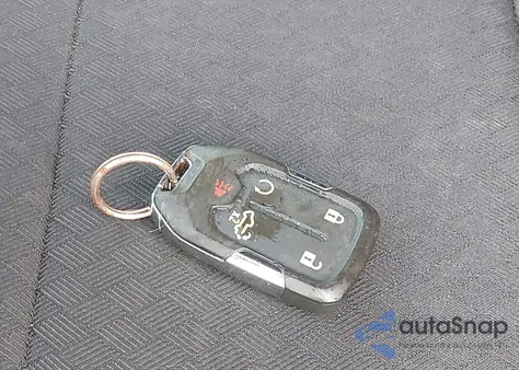 2020 Chevrolet Silverado 1500 4Wd Short Bed Rst z USA, uszkodzony, nr VIN 3GCUYEED9LG398957